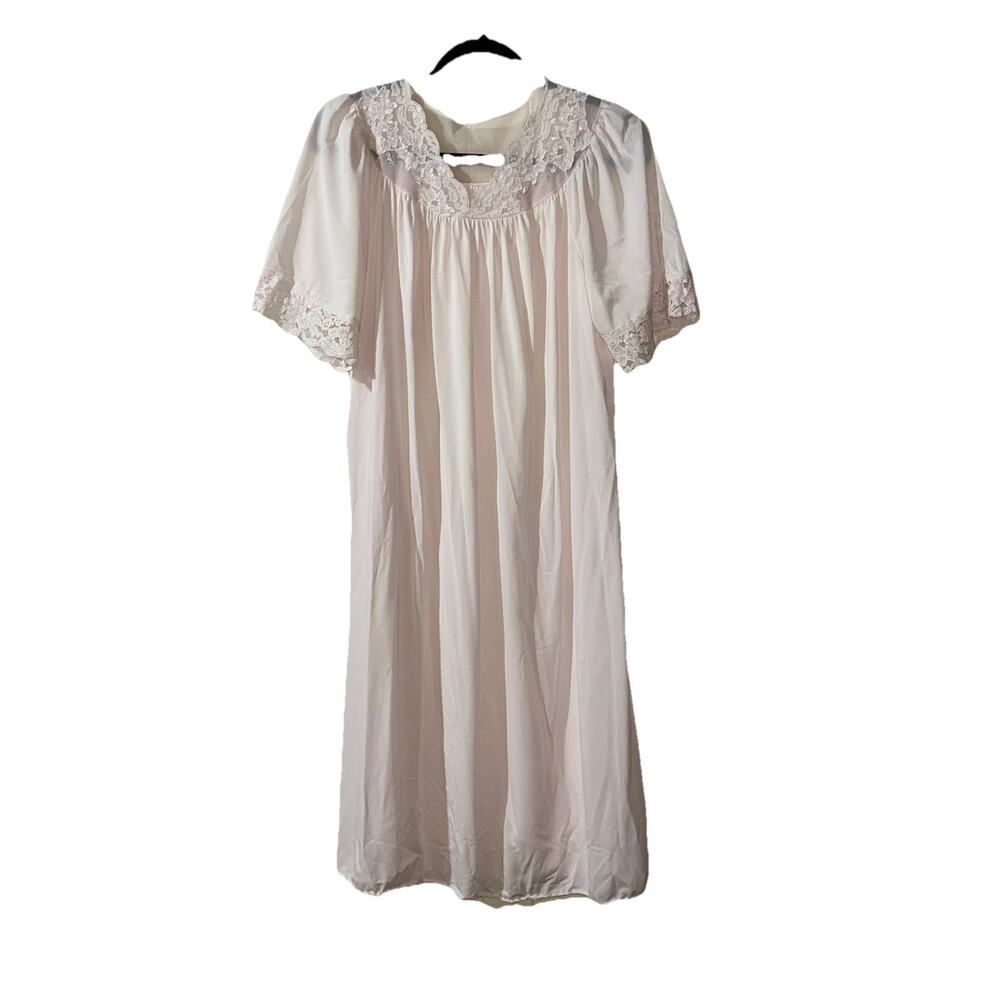 Vintage Shadowline Long Nightgown Size M Pink Lace Floral 100% Nylon Medium